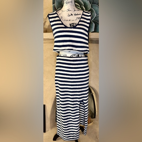 Bailey Sweater Set - Picture 3 of 7